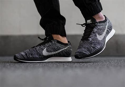 nike flyknit racer oreo 2.0 real vs fake|are flyknit racers real.